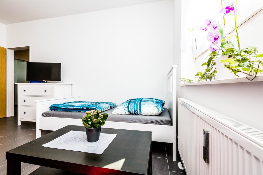 Messewohnung Buchforst Colonia Habitación foto
